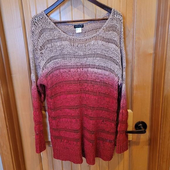 Venus Sweater   - Picture 1 of 2
